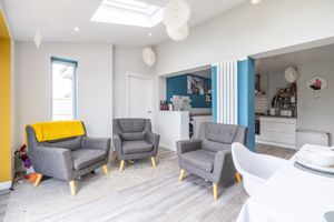 Kitchen/Diner- click for photo gallery